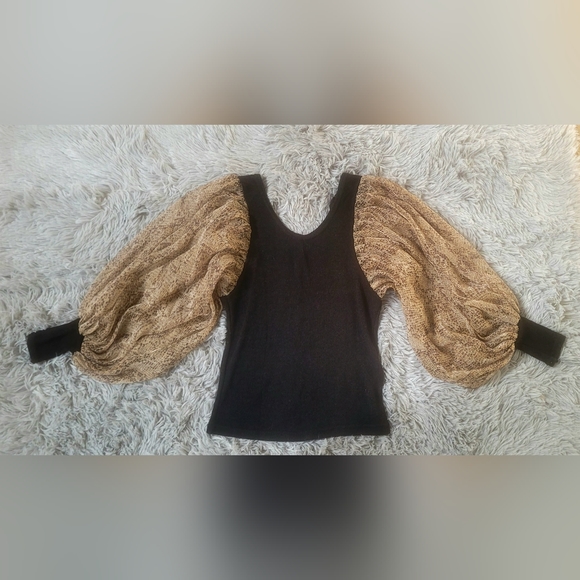 Shirt with sheer snake-print balloon sleeves - Picture 1 of 2